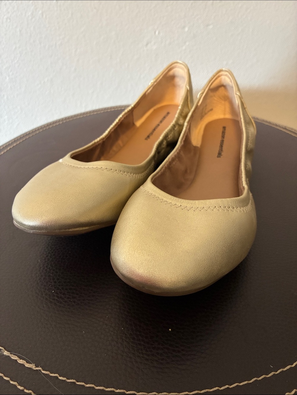 Amazon Essentials Ballet Flats Slip-on Gold Size 10